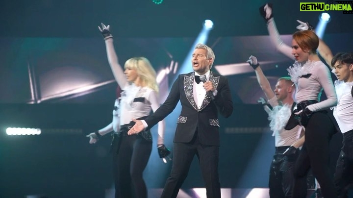 Nikolay Baskov Instagram - Первую часть концерта «Удачные песни» смотрите 14 мая в 10:15 на канале «ТВ Центр»!