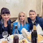 Nikolay Baskov Instagram - Во Владикавказе открылся Дом Евгения Вахтангова. Артисты и друзья театра его имени подарили для жителей республики концерт, которым открылся новый культурный объект . С моими потрясающими партнёршами @larisa.dolina.official и @grishaevanonna ❤️
