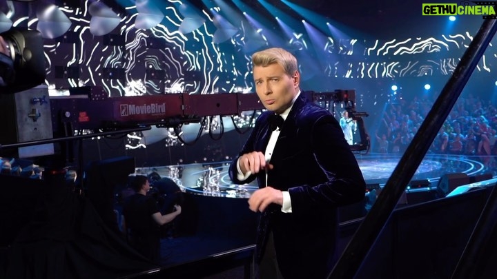 Nikolay Baskov Instagram - Смотрите завтра на канале @tvrussia финал самого народного вокального шоу «Ну-ка, все вместе»! #нукавсевместе @weitmedia @lazarevsergey