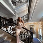 Nilsu Berfin Aktaş Instagram - Ah Paris ne güzelsin sen bana güç ve enerji verdin çok sevdim seni tekrar görüşelim arayı çok açma seni seviyorum… Veee tabiki bu güzel elbiseyi bana tasarlayan ve yine beni çok özel ve prenses gibi hissettiren @tuvana_buyukcinar ve @a46tuvanam ekibine kocaman kucak dolusu teşekkürler ufukcum balım iyi ki benimlesin @ufukergin ❤️❤️❤️💃sizleri seviyorum 🫶 InterContinental Paris - Le Grand