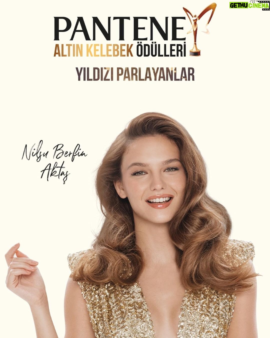 Nilsu Berfin Aktaş Instagram - Çok çok heyecanlıyım 🤩 Saç makyaj: @ondertiryaki Bu harika elbise için teşekkür ederim @tuvana_buyukcinar @a46tuvanam @ufukergin #pantenealtınkelebek