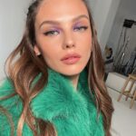 Nilsu Berfin Aktaş Instagram - Backstage 📸 makeup: @hamiyetakpinar 🌸