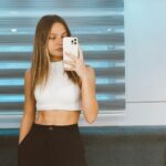 Nilsu Berfin Aktaş Instagram - Takısız tokasız makyajsız yapısız öyle düz sıradan