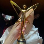 Nilsu Berfin Aktaş Instagram - Işığımız her zaman parlasın ✨emeği geçen herkese kocaman teşekkürler 🫶 @panteneturkiye @hurriyetkelebek Hayallerimin ötesindeki bu güzel elbisem için @tuvana_buyukcinar ve @a46tuvanam ekibine çok teşekkür ederim ❤️ Tabiki mükemmel bir makyaj ile beni özel hissettirdiği için @alirizaozdemir ❤️ Işıl Işıl parlayan saçlarım için: @ondertiryaki Sade olsun sade olsun diye başının etini yediğim @bugrabalkaya en güzel takıları getirdiği için bu harika fotoğrafları çeken @boragokhan Ve tabiki stresimle heyecanımla her an yanımda olan sevgili menajerim @ufukergin @gorkemsanver @sociaentertainment teşekkürlerimi borç bilirim iyi ki yanımdasınız ❤️🥰🤩 takılar: @velovisandco ayakkabı: @jabotter Zorlu Performans Sanatları Merkezi