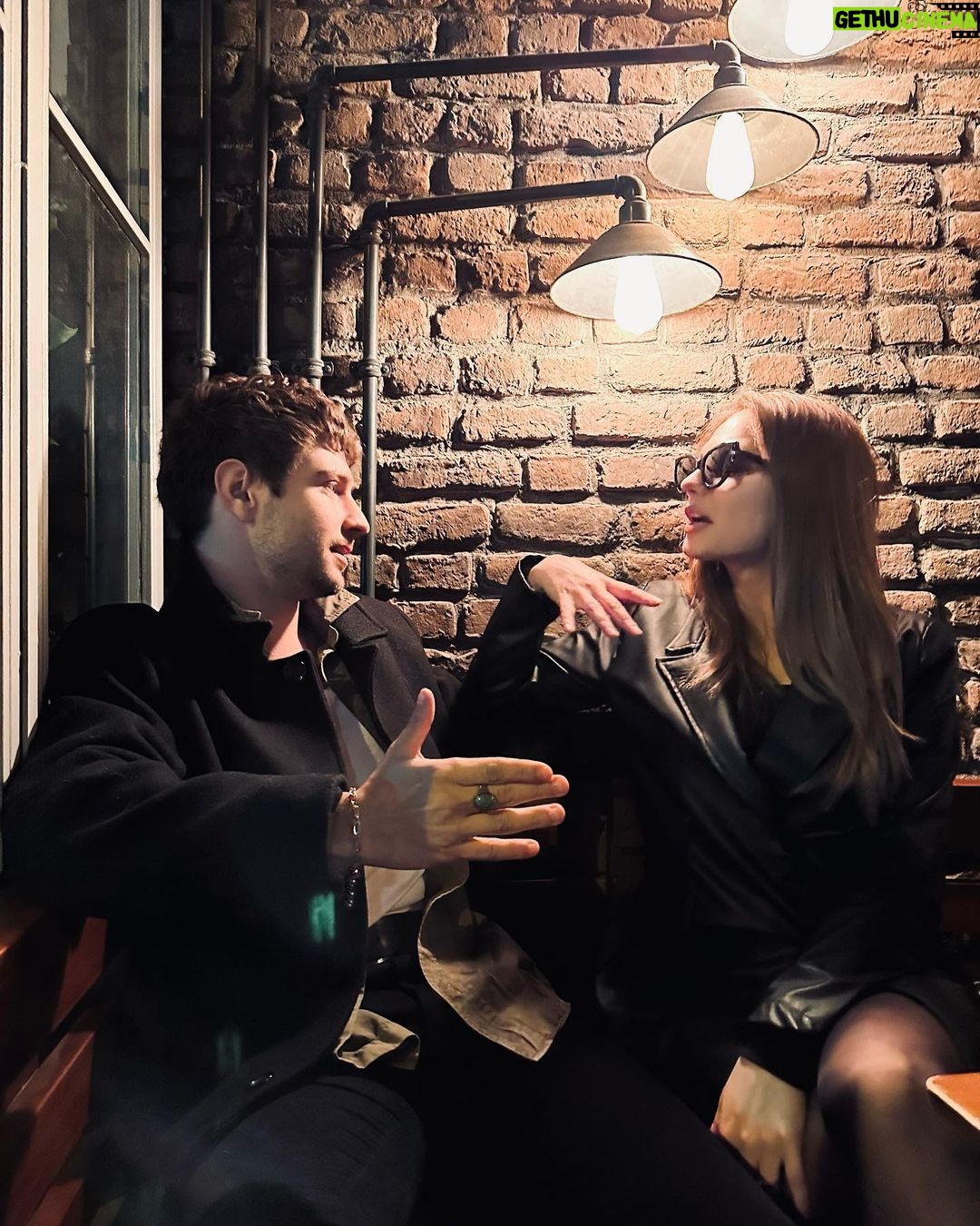 Nilsu Berfin Aktaş Instagram - Sen de kazanacan ben de kazanacam bacı gardaaşşşş (Sona doğru denize laf anlatmaya çalışıyorum ama anlamıyor.)