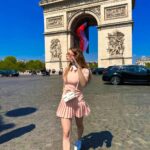 Nilsu Berfin Aktaş Instagram - Styling:@busraissik 💕 Paris