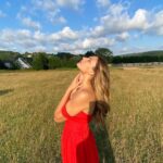 Nilsu Berfin Aktaş Instagram - Bi sürü foto attım 🌼