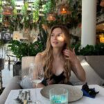 Nilsu Berfin Aktaş Instagram - Yaz gelmiş ☀️