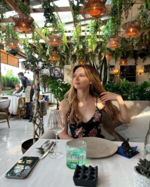Nilsu Berfin Aktaş Instagram - Yaz gelmiş ☀️