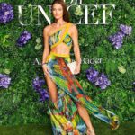 Nina Agdal Instagram - Blending in 🦎 @aadnevikofficial 💚💙💜💛Great night for a great cause @unicef @unicefitalia @luisaviaroma Saint Barthélemy