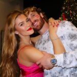 Nina Agdal Instagram - Holiday season ‘23 🦃🎄🥰