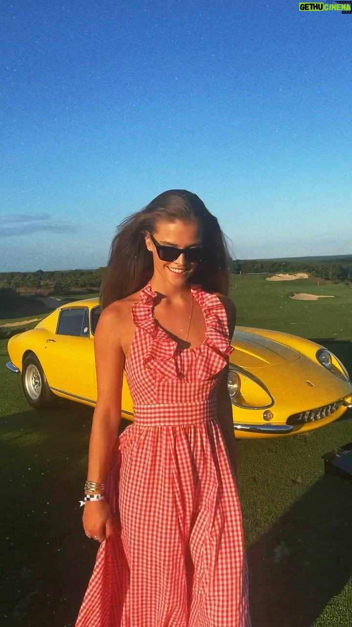 Nina Agdal Instagram - I donโt know much about cars but this one is ๐ค๐ @ferrariusa @ferrari @thebridge.hamptons