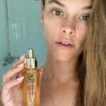 Nina Agdal Instagram – As you all know, I’ve been a long-time fan of @guerlainβs Abeille Royale line, so I’m thrilled to be showing you my go-to morning routine which includes the newly formulated Advanced Youth Watery Oil! π An upgrade to the previous fan favorite, the Advanced Youth Watery Oil is made of 95% natural ingredients and more potent than ever β¨ #GuerlainAmbassador