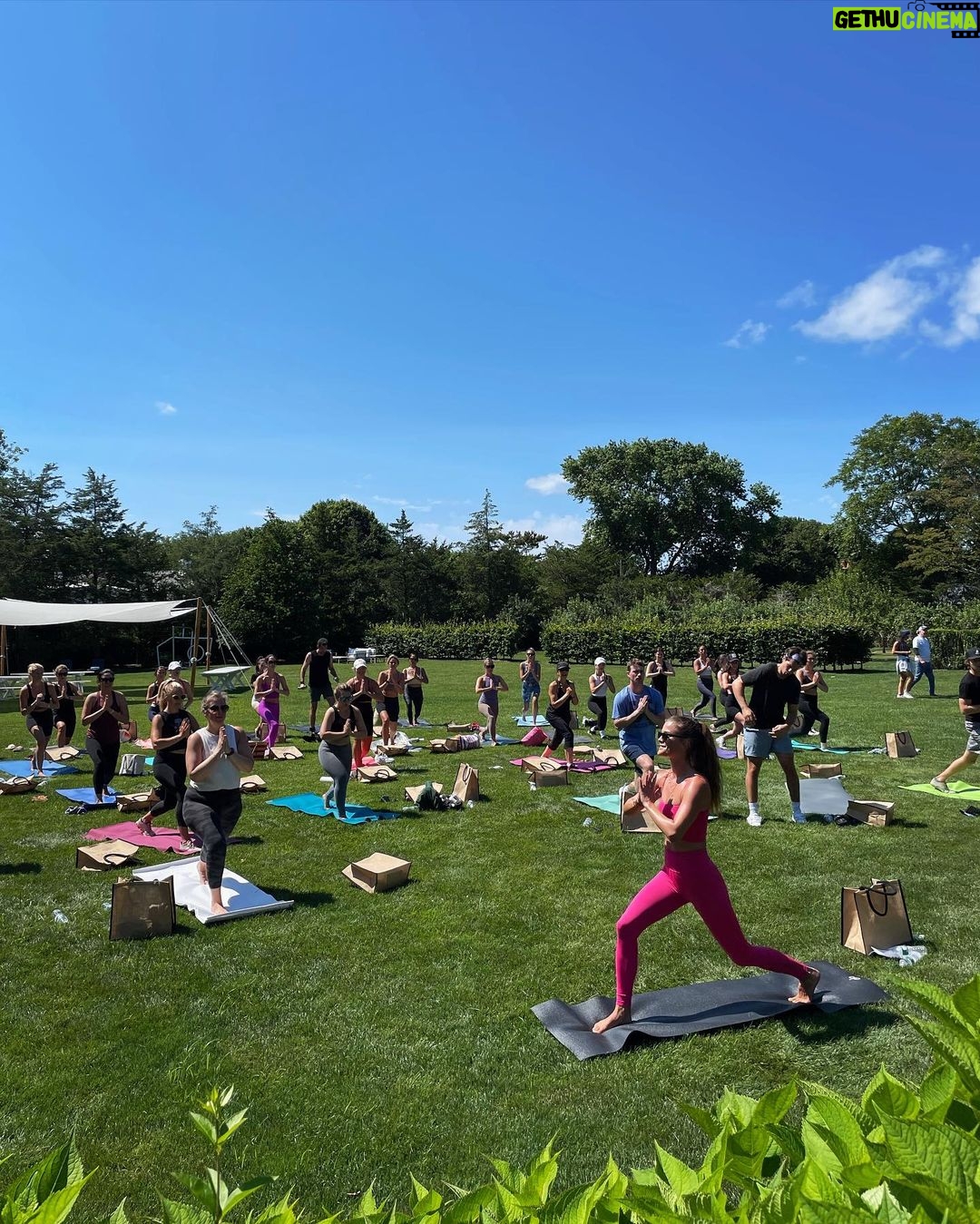 Nina Agdal Instagram - Crazy to think that a year ago I had not yet taught my first class (like ever ever) at @reformclubamagansett and yesterday @theagdalmethod had a full class with an incredible partner @sakaralife who I love so much! If you haven’t tried out Sakara yet use my code NINAxSAKARA for 20% off and thank me later. Their beauty drops are my go-to and their meals are beyond beautiful and filled with that good good. Also side note; if you’ve been wanting to do something my advice is to just TRY. Even if you don’t know exactly how it’s gonna go or where it’ll take you follow your gut and keep going. And shout out to Nate & crew for coming on his bachelor weekend, wishing you and Valery (Valeria?) the best! 👍 Happy Sunday all ❤️ #sakarapartner #theagdalmethod The Reform Club Inn