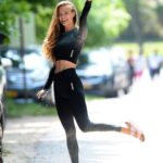 Nina Agdal Instagram - That post workout glow @theagdalmethod 😁 Join me on my app ($1 for the first MONTH) for all my workouts, weekly programs, recipes and more + easy access to connect with me directly 👯‍♀️ 💛WHAT YOU GET: 🗓My weekly schedule 🏃‍♀️Interval Runs for all levels 🤸‍♀️Toning full body routines 💪Arms & Abs 🍑Legs & Booty 🧘‍♀️Stretch 🥗Recipes 💄Beauty (coming soon) Tap link in bio to sign up now. I can’t wait to see you there! www.theagdalmethod.com 📸 @elderordonez1