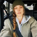 Nina Agdal Instagram - I have a special place in my (2021-fashionista) heart for sweatpants and oversized blazers 💖