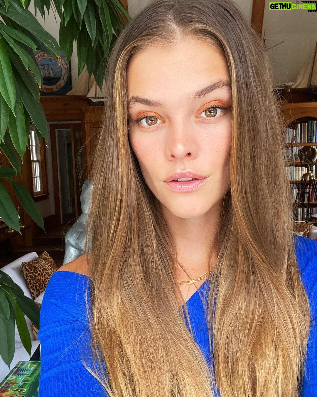 Nina Agdal Instagram - Happy Hour Zoom makeup lewk πππΉ best part is you donβt even have to wear pants.
