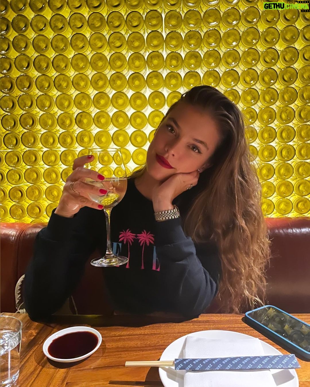 Nina Agdal Instagram - Wearing red lipstick under a mask (or actually just in general) is a commitment I’m not sure about but tn we tried it out.