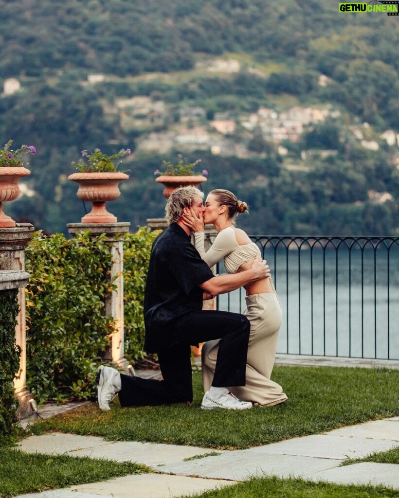 Nina Agdal Instagram - Engaged to my best friend 💍 @ninaagdal Lake Como, Italy