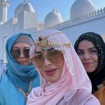 Ninel Conde Instagram - Abu Dhabi you’re absolutely amazing 🐪🐪🐪.. . . . . #abudhabi #abudhabilife #fy #fye #viral #trend #fy #fye #mosque Abu Dhabi Grand Mosque