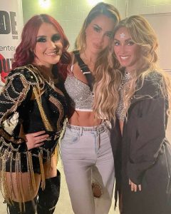 Ninel Conde Instagram - Si soy REBELDE. Mi hija hermosa mi @dulcemaria te amo mi reina sigue triunfando! Ame verte realizada . Las amo mis niñas ❤️ Que les parece estas imágenes? Les recordó esa época dorada de @rbd_musica ? Los leo! . . #rbd #rebelde #soyrebelde #dulcemaria #anahi #mia #miacoluchi #robertapardo #almarey #fy #fye #trend #reels #reelsinstagram #réel Miami, Florida