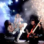Ninel Conde Instagram – Mi pasión 🎤…
Gracias …
.
Anoche volvimos al escenario en mi Mexico 🇲🇽..
Wow Que energía, que show más espectacular gracias equipo tenemos un gran show !
Vamos por mas! Esta semana festejando a nuestro Mexico lindo ❤️
Cuéntame cuál foto es tu favorita ? Del 1 al 10… te leo ! Unión De San Antonio, Jalisco, Mexico