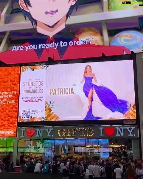 Ninel Conde Instagram - We are on time square New York ! God is good all the time ❤️🫶… Don’t stop believing 🎶🎶.. . #timesquare #timesquarebillboard #ninelconde #fye #fy #trend #fashion #trend @miracanelatv @danielferrerc @mediaconceptspr @makeupbydiego @julioescuderomakeup Time Square New York