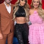 Ninel Conde Instagram - Encanta de compartir un rato con @carlosadyan y @veronicabastos1 en Pica y se Extiende 🔥 ¿Quién lo vio ayer? 👀 Gracias @telemundo por recibirme. #Ninelconde #picayseextiende #telemundo #miami #mexico
