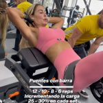 Ninel Conde Instagram – ¡Rutina completa cuádriceps, femoral y pantorrilla!💋
Porque ustedes lo pidieron, hoy les traigo la rutina completa 🦵
Cada uno de estos ejercicios consta de series que permiten exigirnos más e incrementar la carga y, ¡con esto aumentar fuerza y masa muscular! Estos músculos, que no solo busca aumentar la masa muscular.💪🏻
Por cierto, ¿quieren más rutinas como estas?🔥🔥
.
Plan fitness @valverdefitness
Coach
@le.trainer
Gym
@elev8tionfitness
#Fitness #Fitlife #Latingirl #Ninelconde #Almarey #Fitlife #Hiptrush #Rutinasparaelgym #Cuadriceps #Miamifit #Fitnessgirl #Reels #Miamilife Miami, Florida