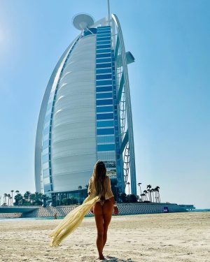 Ninel Conde Instagram - ⛵️⛵️⛵️ 
.
.
.
.
#dubai #dubailife #dubaiphotography #burjalarab #bikini #fy #fye #vacation #fy #fye #trend #viral