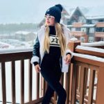 Ninel Conde Instagram - ¿Cuál de estos outfits de ❄️ es tu favorito? Para apreciar el invierno y el frío es necesario vestir con estilo 😉. #Ninelconde #Ski #Skioutfit #Winter #VailMountain #Trend #Fashion