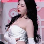 Ning Yi Zhuo Instagram – 좋아하는 착장인데..사진많이 못찍었당🧘
