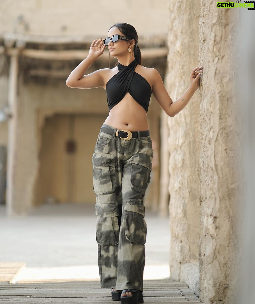 Nisha Guragain Instagram - I am more than enough.…..🖤 📷- @ameen_pkl Al-Seef
