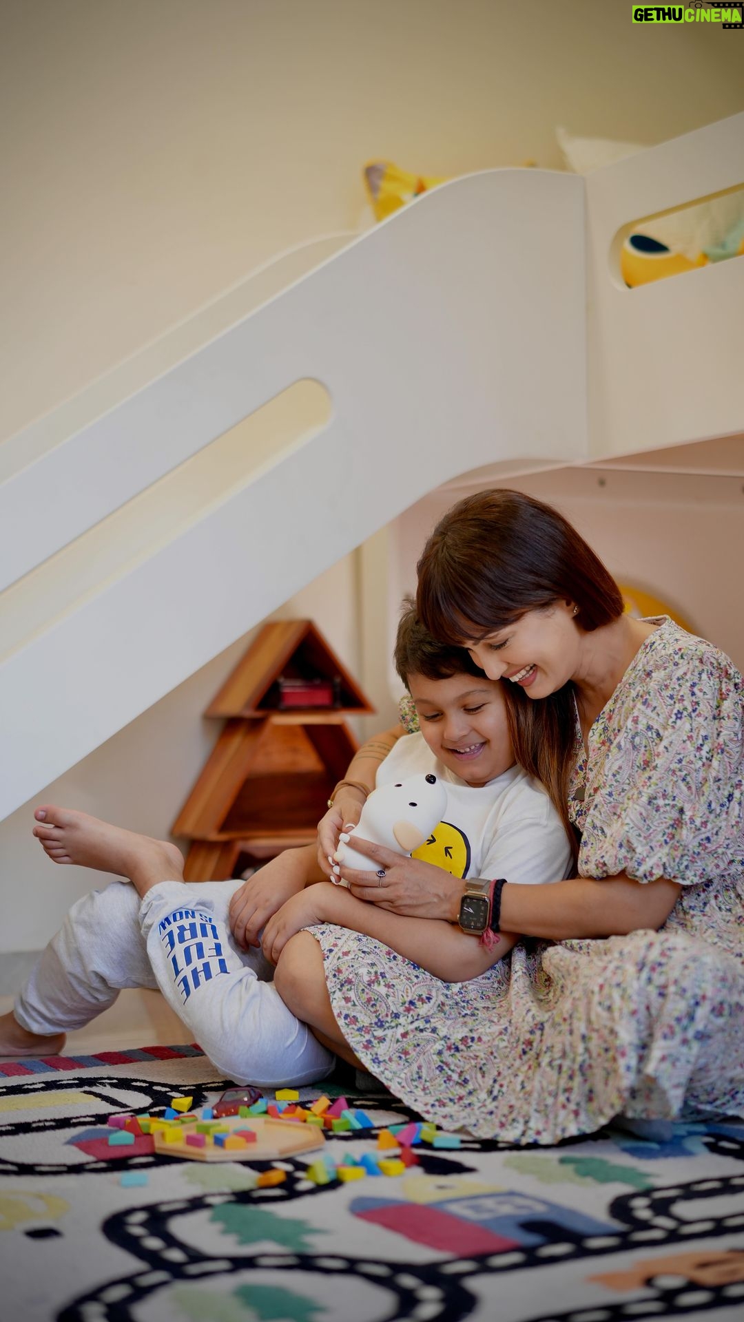 Nisha Rawal Instagram - ♥️ Here’s to my little one’s first move - I wanted him to settle first and so I took this time off completely to make sure I am with him from the time he woke up until he slept! The first room in the our new home that was put in place was his. I made him a part of doing every corner of his room - thus making sure this transition is an exciting process for him and he has a lot to look forward to. I have always believed in age-appropriate furniture for kids because it gives them a sense of belonging and the ergonomics have their own importance in their growing up years! I am so delighted to team up with Smartsters, where furniture is designed for a thriving childhood @smartstersofficial #Ad #Smartsters