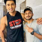 Nishant Singh Instagram – My Motu-Patlu 😂 

Meet my team 
@azruddin_hairstylist 
And 
@shanawazhashmi5
