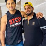 Nishant Singh Instagram – My Motu-Patlu 😂 

Meet my team 
@azruddin_hairstylist 
And 
@shanawazhashmi5