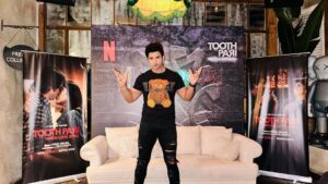 Nishant Singh Instagram - At the launch party of @endemolshineind and @netflix_in  to celebrate the launch of ToothPari 😈

Best wishes to the team.

Thank you for inviting us @rishinegi24 and @amritkaur0808 @hks1709