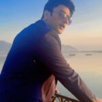 Nishant Singh Instagram - 🌆 Navigating the concrete jungle, where survival means mastering the art of the kill. Get ready for ‘Pashminna’ on SONY SAB @sonysab this October, where I’ll be stepping into the shoes of Raghav, a formidable businessman. 📺 Excited to touch hearts! @alchemyfilmsprivatelimited @siddharthpmalhotra #pashminna #Raghav #SonySAB #ComingSoon #NishantSinghMalkani #nishantmalkani