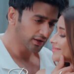 Nishant Singh Instagram - Pouring 2 Million+ Drops of Love with @nishantsinghm_official & @nyra_banerjee in ‘Baarish’. Javed Ali & Arpita Mukherjee’s Soulful Melody, Composed by @karan_lakhan_music, Directed by @rahuldogra.official Costumes design by @satvastudios Styling by @tarrzenoor Produced by @ja_production_official 🎤❤️ Makeup @shanawazhashmi5 Hair @azruddin_hairstylist #JavedAli #nishantmalkhani #nyrabanerjee #arpitamukherjee #nishantnyraromance #japroduction #rahuldogra #baarish