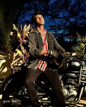 Nishant Singh Instagram - Hi 😊
