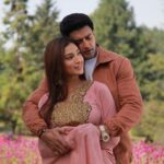 Nishant Singh Instagram - Suno.. Main aa raha hu, ek nayi kahani, ek nayi pehchaan aur ek naye parivar ke saath. Hum aa rahe hai... 25th October ko. Pashminna only on @sonysab @siddharthpmalhotra @sapnamalhotra01 @alchemyfilmsprivatelimited 📷 by @kaish_cinematics
