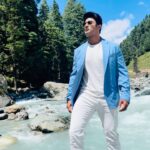 Nishant Singh Instagram - Raghav’s journey is a symphony of emotions, where every note is his heart’s melody. 🎶 #CharacterInSound #RaghavonFire #Pashminna #nishantsinghmalkani #nishantmalkani Catch us soon only on @sonysab and @sonylivindia @alchemyfilmsprivatelimited @siddharthpmalhotra