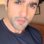 Nishant Singh Instagram - जनहित में जारी 😈