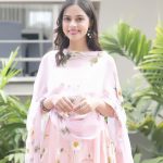 Nitanshi Goel Instagram - Phool wearing phools🌸🌼🌺🌷🌹🌻🪻🪷 Bhopal Promotions✨ #LaapataaLadies Photographer - @_rahul.rajeev_ Styled by - @ekta_singh96 Outfit by - @picchika Accessories - @aquamarine_jewellery Dressman Team - @pravin_kumar_nirala Assistant - @abhishek__gujar__ #phool #🌸 #nitanshigoel #laapataaladies #bhopal @aamirkhanproductions @kindlingindia @officialjiostudios Bhopal, Madhya Pradesh