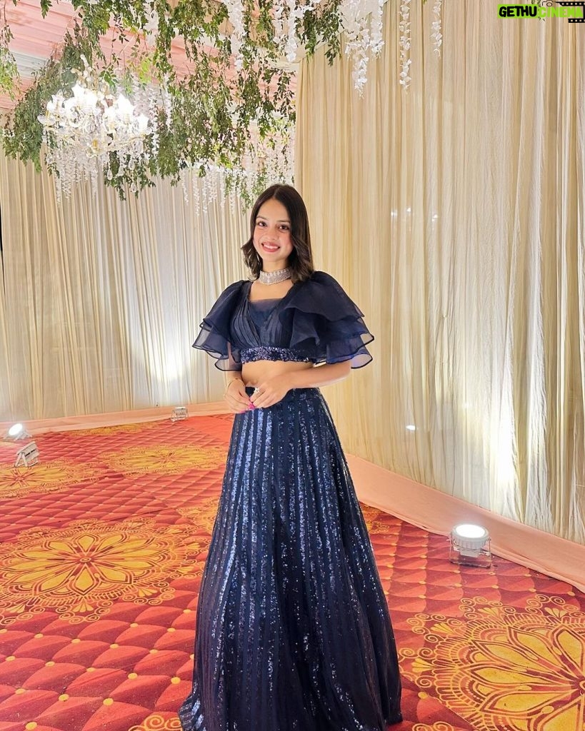 Nitanshi Goel Instagram - Grace and more grace🪞✨ Look @the_adhya_designer #nitanshigoel #laapataaladies Bollywood , actress , wedding , Shaadi, fyp