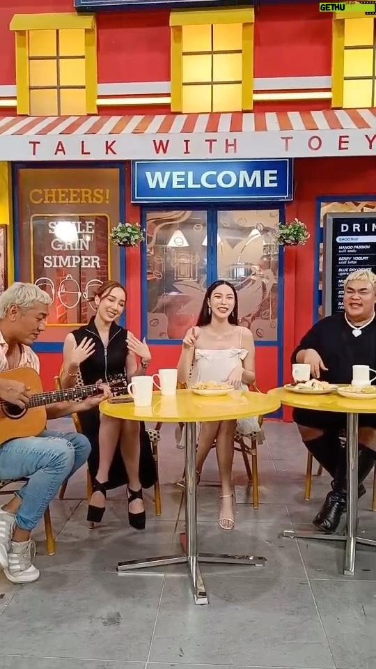 Niti Chaichitathorn Instagram - เธอมาได้ทันเวลาพอดี อย่างกะรู้ฮาร์ท