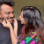 Niveditha Gowda Instagram - Whose choice is better ? #nivedithagowda #chandanshetty #reelsinstagram #reelitfeelit