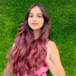 Niveditha Gowda Instagram - Hey which hair color do you like ? Before or after? 💕 #newhair #hair #hairdo #nivedithagowda #reelsinstagram