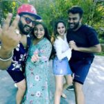 Niveditha Gowda Instagram - Couple goals 😘🤗🥰👫👫 #instagramreels #instareels #trendingreels #viralreels #instagramer #instaindiareels #couple #couplegoals
