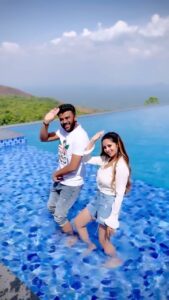 Niveditha Gowda Instagram - “Escape to the stunning beauty of Wayanad Kerala with my love! Our stay at the Wild Planet Bana Heights resort was awesome! - we loved waking up to the sound of birds chirping and soaking in the peaceful ambiance. Surrounded by lush greenery and breathtaking views, this was the perfect getaway from the hustle and bustle of city life. Highly recommend this resort to anyone looking for a rejuvenating break amidst nature!” #Wayanad #Kerala #WildPlanetBanaHeights #TravelGoals #NatureLovers #RomanticGetaway. @wildplanet_banaheights @tripstoluxury